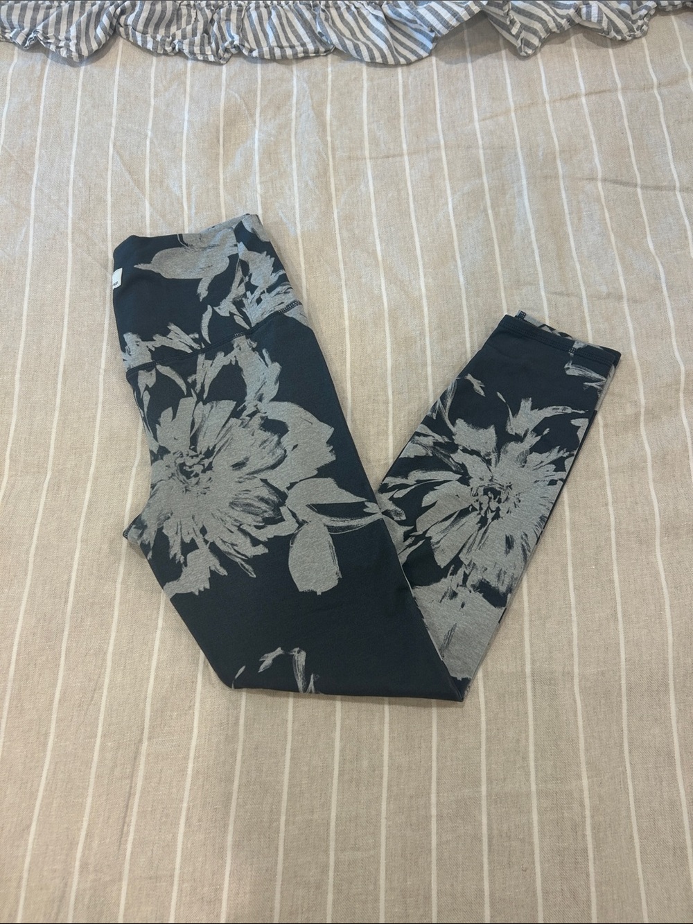 Vuori Black Leggings with Gray Floral Pattern